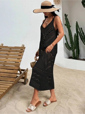 Efendix Yazlık Askılı Elbise Dokuma Kumaş ile Şık Desenli Beyaz Renk Plaj Elbisesi