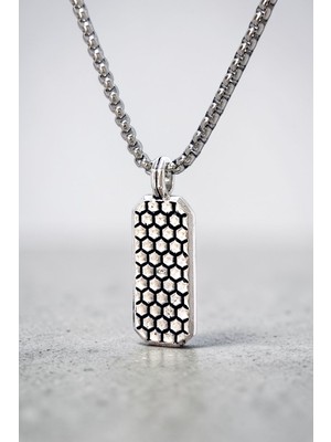 Ak Store Silver Petek Desenli Diktörtgen Sade Şık K-189 Gümüş Kaplama Paslanmaz Kromix Çelik Kolye