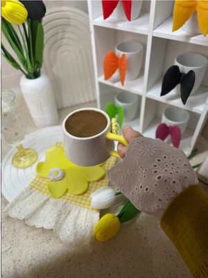 Nurgita Home Fistolu Fırfırlı Pitikareli Kahve Yanı Sunumluk Peçetesi & Kokteyl Peçetesi & Bardak Altlığı 1 Adet
