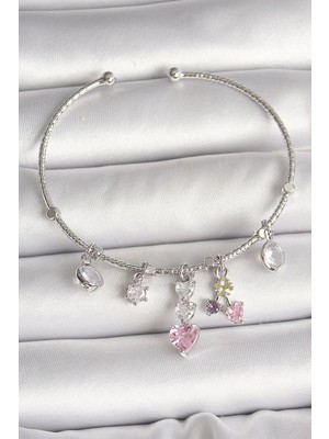 Uslucan Alışveriş Pirinç Gümüş Renk Sallantı Zirkon Taşlı Kalp Figür Charm Kadın Bileklik