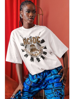 Sevbano Ac Dc Rock Metal Müzik Grubu Ön Baskılı Unisex Oversize Tişört