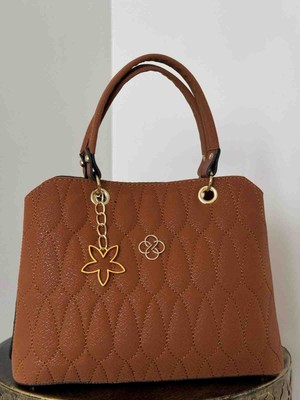 Nira Şık ve Kullanışlı Kadın Omuz Çantası