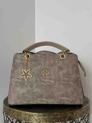 Nira Şık ve Kullanışlı Kadın Omuz Çantası