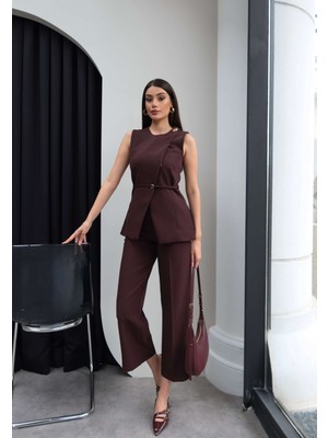 Esra Helvacı Broşlu Bağcıklı Yelek Pantolon Takım