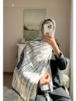Buscarfs Siyah Beyaz Ithal Ipek Şal