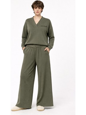 My Flamenco Modal Karışımlı V Yaka Sweatshirt & Geniş Paça Eşofman Takım