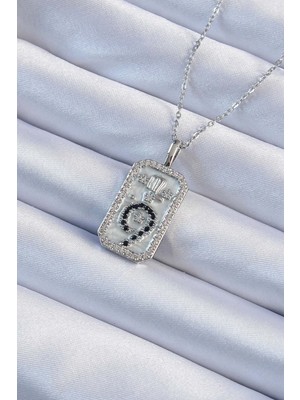 Twin Store Çelik Zincir Gümüş Renk Zirkon Taşlı Papatya Figürlü Tarot Kolye