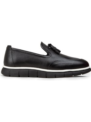 Deery Erkek Hakiki Deri Siyah Püsküllü Loafer - 02048MSYHE02