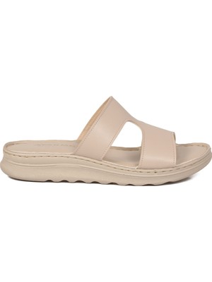 Ayakmod Bej Günlük ve Yazlık Slip-On Kadın Terlik 673644 Z