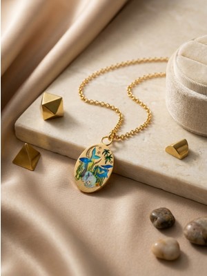 Dushico Okyanus Figür Madalyon Çelik Kolye