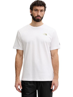 The North Face Mountain Athletics Graphic Erkek Beyaz Outdoor T-Shirt NF0A8GA4FN41