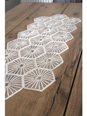 Özgürce Dantel Kordon Örme Detay Masa Runner Fiskos Örtüsü 100X35 cm