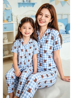 NiCe İç Giyim Anne & Kız Kombin Pijama Takım Mavi Beyaz Ekoseli Ayıcık Desen Milan Kumaş Gömlek Yaka Kısa Kol (Ayrı Satılır)