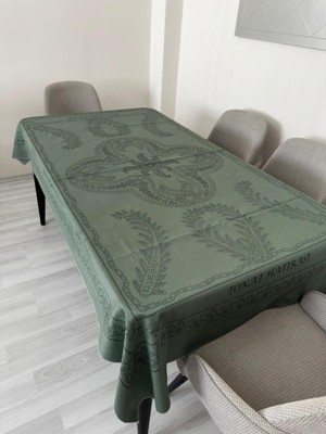 Esilla Masa Örtüsü