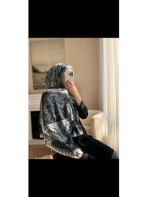 Buscarfs Etnik Desen Ipek Şal