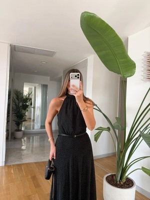 Qimya Butik Keyymod Kadın Halter Yaka Astarlı Ufak Puantiyeli Uzun Şifon Elbise