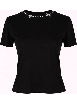 Trender Detaylı Siyah Kadın T-Shirt 10705
