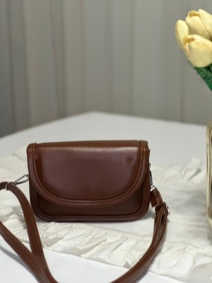 Huma Çanta Kadın Kapaklı Mini Çapraz Çanta Günlük Kullanım