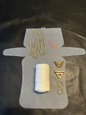 Orta Boy Plastik Kanvas Polyester Makrome Ipli Çanta Yapım Kiti Gold Renk Aksesuarlı Tam Set