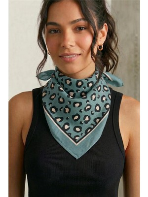 Petek Aksesuar Leopar Desenli Saten Pamuklu Bandana