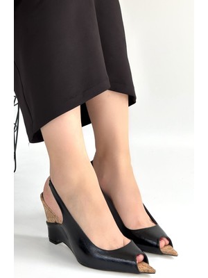 Erbilden Nemba Siyah Rugan Dolgu Topuk Ayakkabı Kadın Peep Toe Slingback