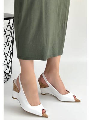 Erbilden Nemba Beyaz Rugan Dolgu Topuklu Ayakkabı, Peep Toe Slingback