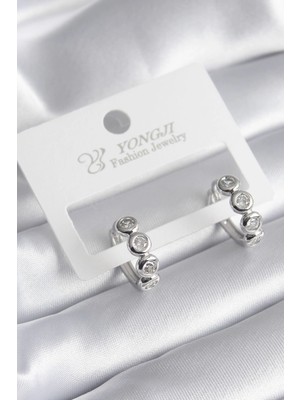 Yıldız Ticaret Mey Ithalat® Pirinç Gümüş Renk Zirkon Taşlı Kadın Küpe