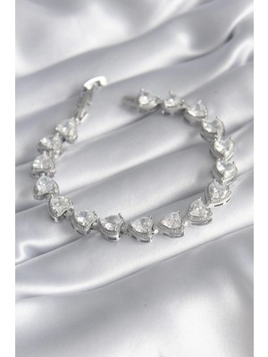 Yıldız Ticaret Mey Ithalat® Pirinç Gümüş Renk Zirkon Taşlı Kalp Model Vıp Seri Kadın Bileklik