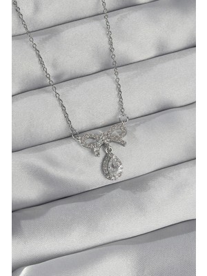 Belle Fusion Mey Ithalat® 316L Çelik Gümüş Renk Zirkon Taşlı Fiyonk Detay Damla Kolye