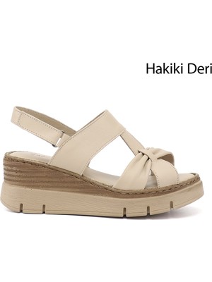Gönderi(r) Kadın Bej  Dolgu Topuklu Hakiki Deri Sandalet
