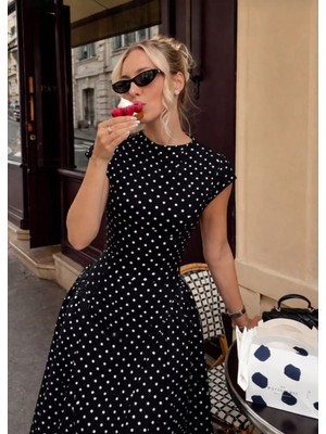 Arzu Has Butik Yeni Sezon Belden Bağlamalı Puantiyeli Elbise