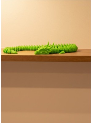 Özgürce Hareketli Yeşil Ejderha Figür, Uzun Gövdeli Koleksiyon Parçası