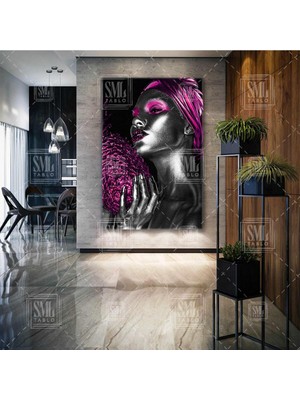 Özgürce Pembe Saç Aksesuarlı Ananas Temalı Gümüş Kadın Dikey Kanvas Tablo