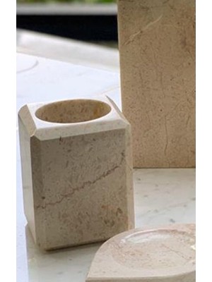 Özgürce Bej Mermer Kare Diş Fırçalık ve Vazo, Şık ve Kullanışlı Tasarım