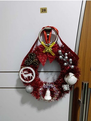 Özgürce Yılbaşı Süsü Kapı ve Duvar Doğal Çelenk, 30CM, Eğlence ve Hediye Seçeneği