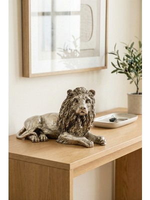 Özgürce Yatan Aslan Figürlü Dekoratif Biblo, Ofis ve Ev Için Şık Aksesuar