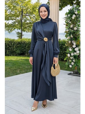 inStyle Çapraz Allerli Broşlu Indigo Saten Elbise