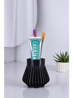 Özgürce Siyah Renkli Diş Fırçası Standı ve Tutucu, Şık ve Kullanışlı Tasarım
