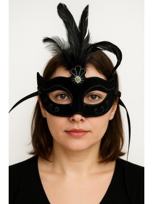 NW NessiWorld Siyah Renk Tüylü Siyah Süet Kaplama Parti Balo Maskesi 20X16 cm