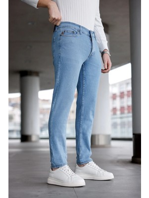 Modamesto Erkek Açık Mavi Slim Fit Likralı Jean Pantolon