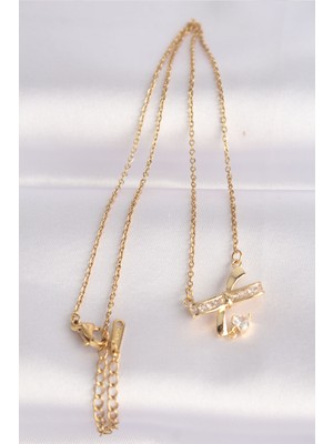 Ronanna 316L Çelik Zincir Altın Renk Zirkon Taşlı Kalp Detay Fiyonk Kolye - Lisinya