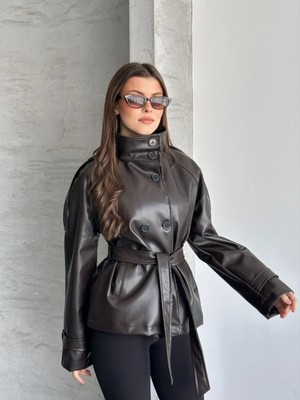Vess Moda Hakim Yaka Detaylı Kısa Deri Trençkot