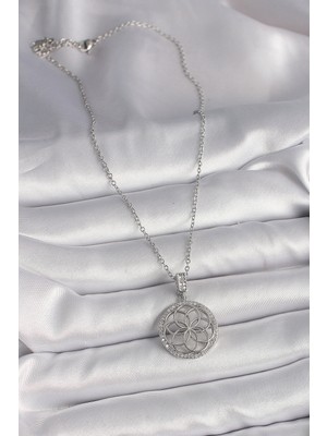 Ronanna 316L Çelik Gümüş Renk Zincir Zirkon Taşlı Lotus Model Kadın Kolye - Lisinya