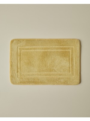 PremiumPort Yumuşak Kaydırmaz Banyo Paspası 50X80 cm Sarı, Konfor ve Stil
