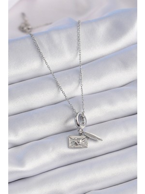 Ronanna 316L Çelik Gümüş Renk Kalp Detay Mektup Figür Charm Model Kadın Kolye - Lisinya