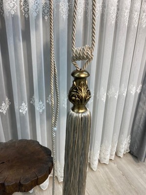 Özgürce Açık Gri Vizon Renk Uzun Çanta ile Şıklığınızı Tamamlayın