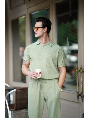 Modefendicom Kesik Yaka Kalın Fitil Tshirt\'lü Alt Üst Takım