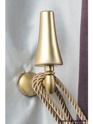 Özgürce Ahşap Fon Perde Duvar Bağlama Aparatı, Şık ve Dayanıklı Tasarım