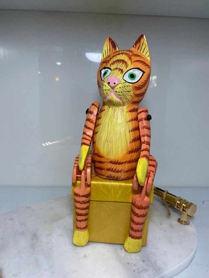 Özgürce El Yapımı Ahşap Hayvan Figürü, Şık ve Doğal Dekorasyon Parçası