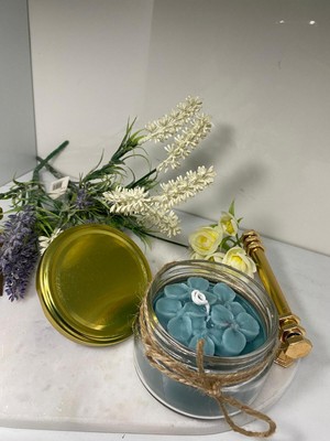 Özgürce Çiçekli Kokulu Soya Wax Dekoratif Kapaklı Mum Kavanozu